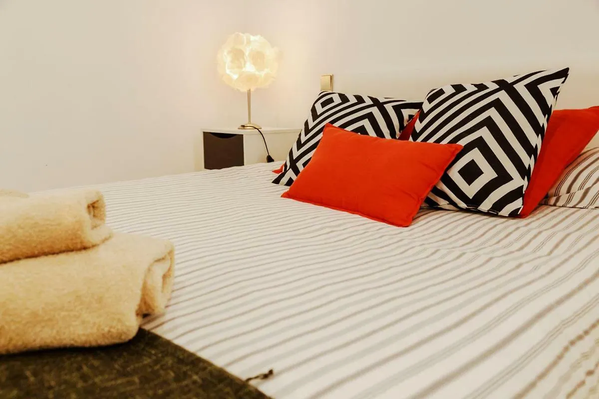 Nice Apartment In The Middle Of Born Barcelona 0*,  Spanje