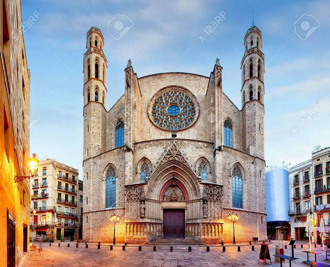 Nice Apartment In The Middle Of Born Barcelona Spanje