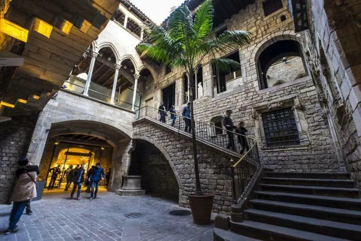 Nice Apartment In The Middle Of Born Barcelona
